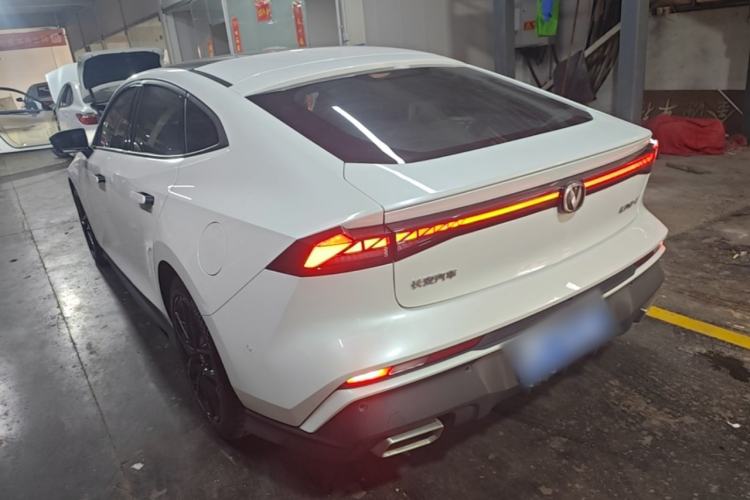 Used CHANGAN UNI-V 2024 1.5T Smart Navigation Version Rear Left 45 Deg