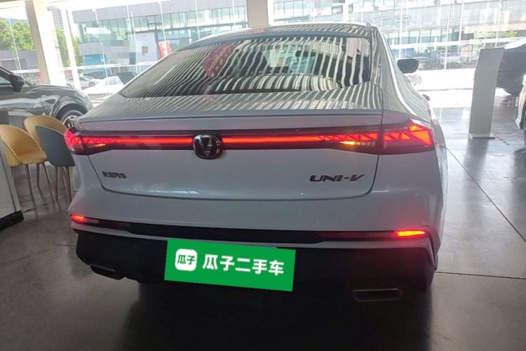 Used CHANGAN UNI-V 2024 1.5T Prestige Edition Rear