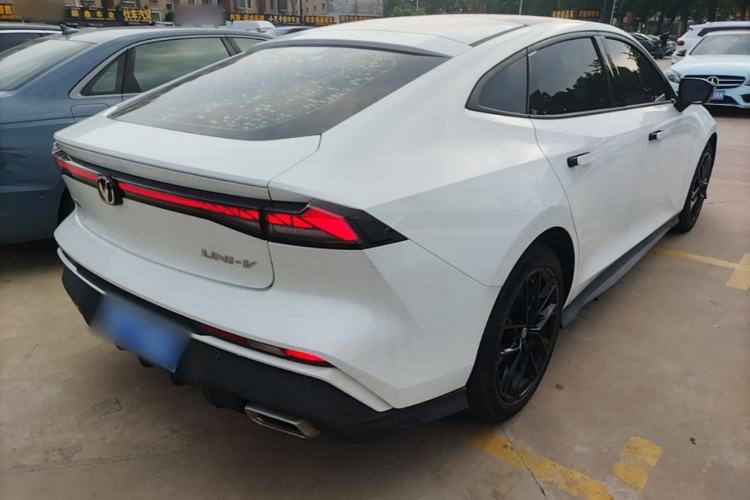 Used CHANGAN UNI-V 2024 1.5T Prestige Edition Rear Right 45 Deg