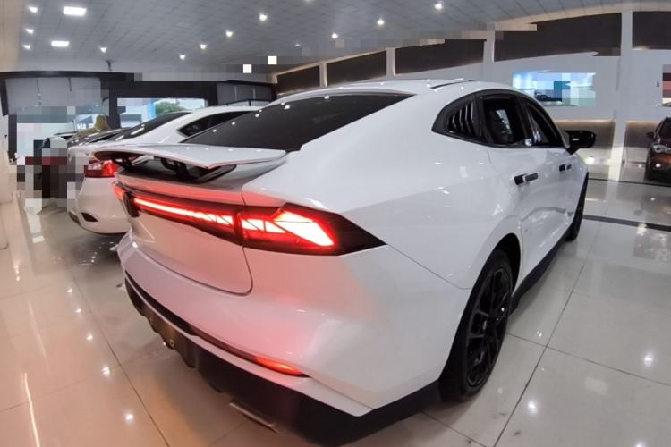 Used CHANGAN UNI-V 2024 1.5T Prestige Edition Rear Right 45 Deg
