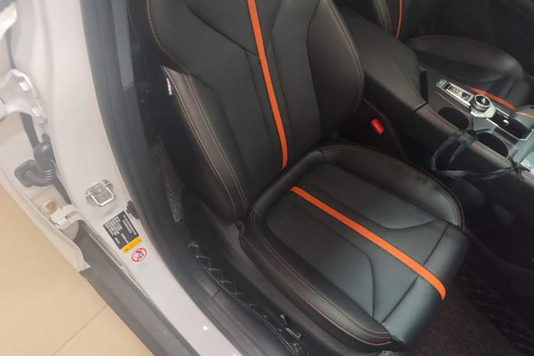 Used CHANGAN UNI-V 2024 1.5T Prestige Edition Right Front Seat