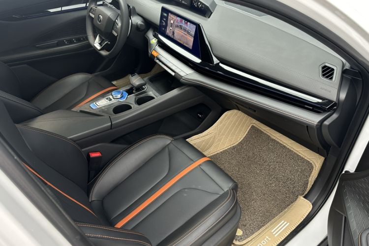 Used CHANGAN UNI-V 2024 1.5T Prestige Edition Right Front Seat