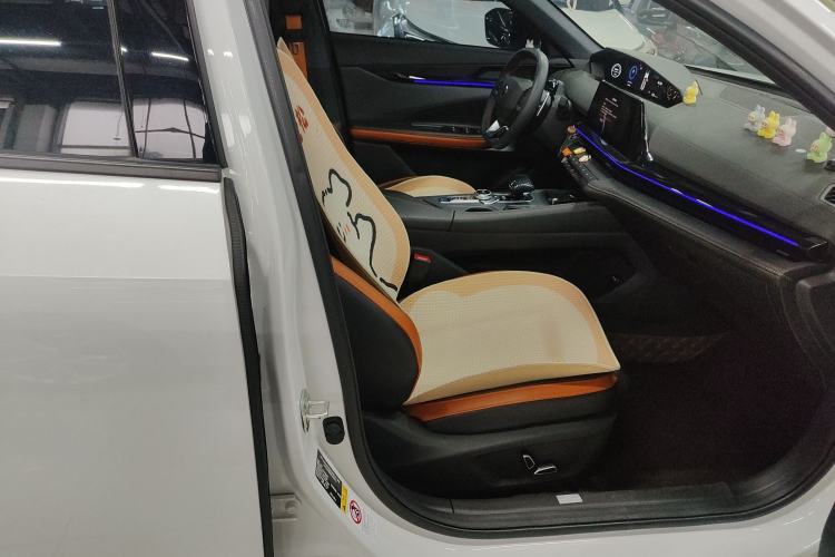 Used CHANGAN UNI-V 2024 1.5T High-Energy Version Right Front Seat