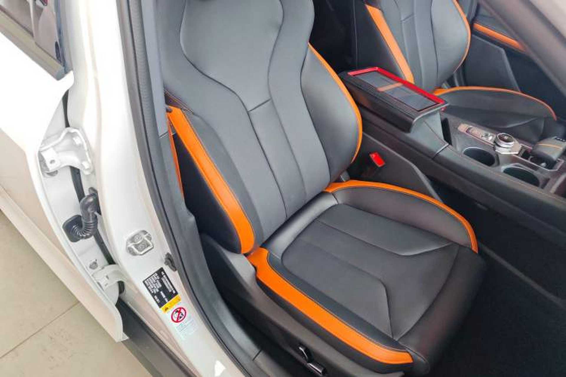 Used CHANGAN UNI-V 2024 1.5T High-Energy Version Right Front Seat