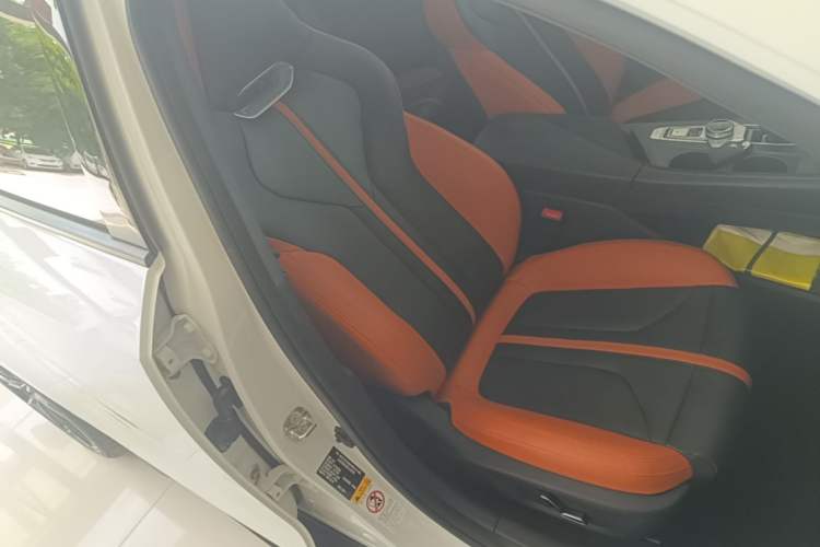 Used CHANGAN UNI-V 2024 1.5T Prestige Sport Edition Right Front Seat