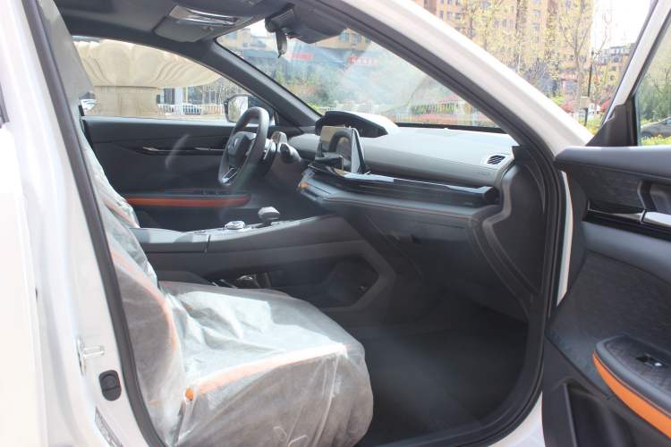 Used CHANGAN UNI-V 2024 1.5T High-Energy Version Right Front Seat