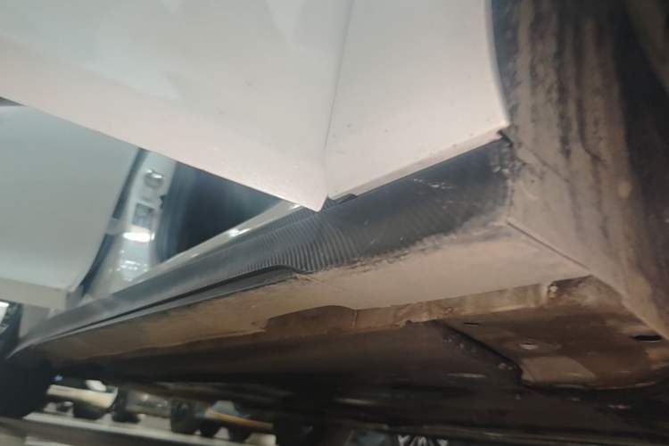 Used CHANGAN UNI-V 2024 1.5T Prestige Edition Right Side Sill