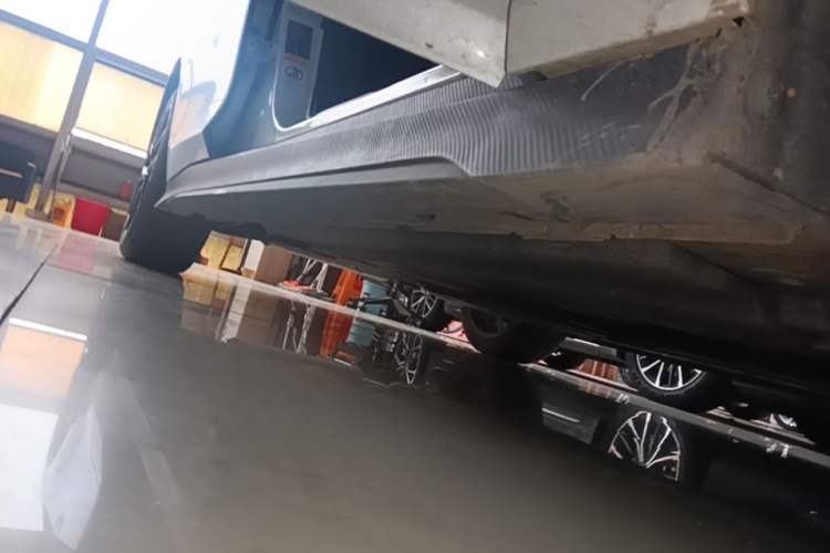Used CHANGAN UNI-V 2024 1.5T Prestige Edition Right Side Sill