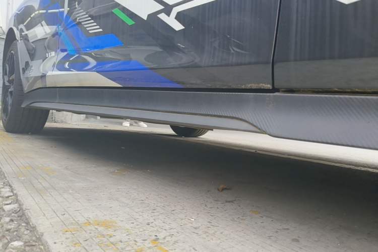 Used CHANGAN UNI-V 2024 1.5T Prestige Edition Right Side Sill