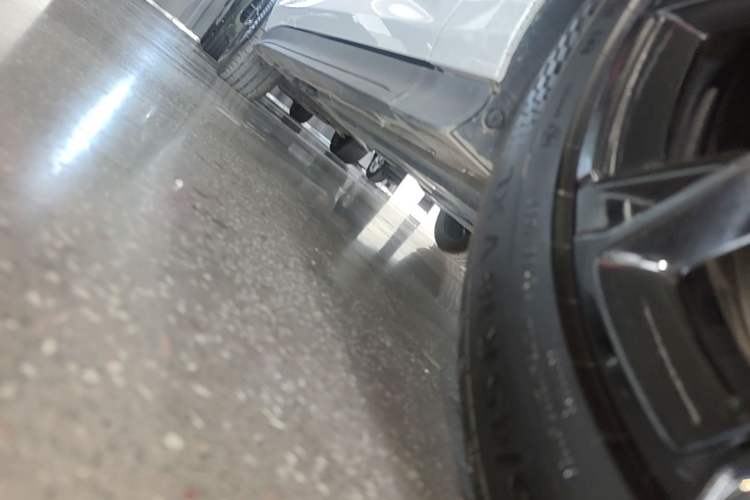 Used CHANGAN UNI-V 2024 1.5T Prestige Edition Right Side Sill