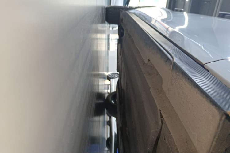 Used CHANGAN UNI-V 2024 1.5T Prestige Edition Right Side Sill