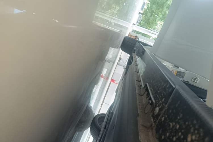Used CHANGAN UNI-V 2024 1.5T Prestige Sport Edition Right Side Sill
