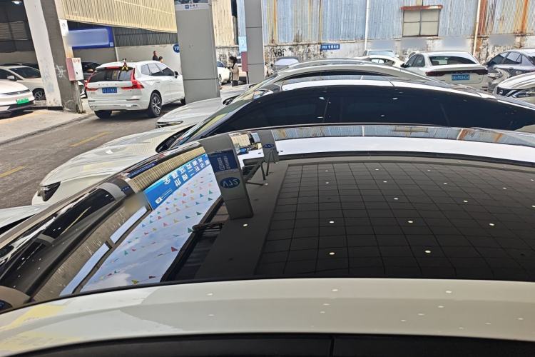Used CHANGAN UNI-V 2024 1.5T Prestige Edition Roof