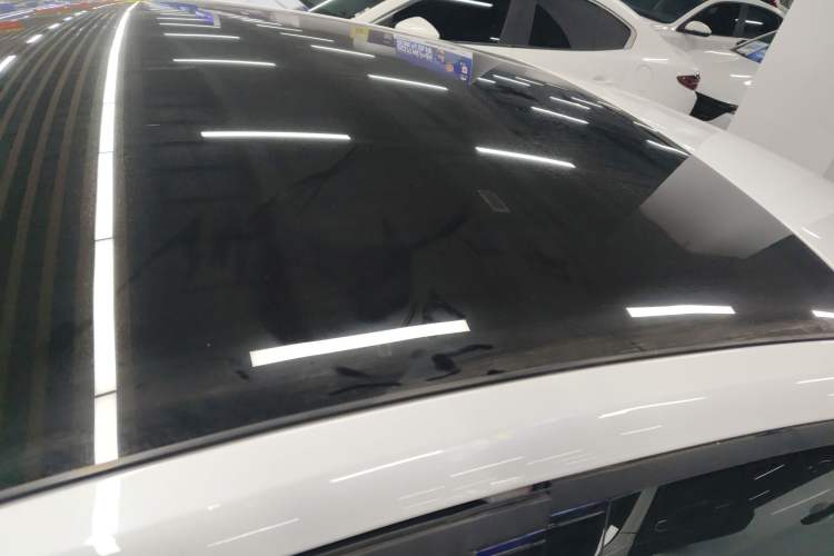 Used CHANGAN UNI-V 2024 1.5T High-Energy Version Roof