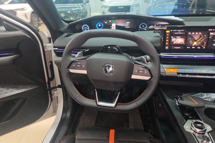 Used CHANGAN UNI-V 2024 1.5T Prestige Edition Steering Wheel