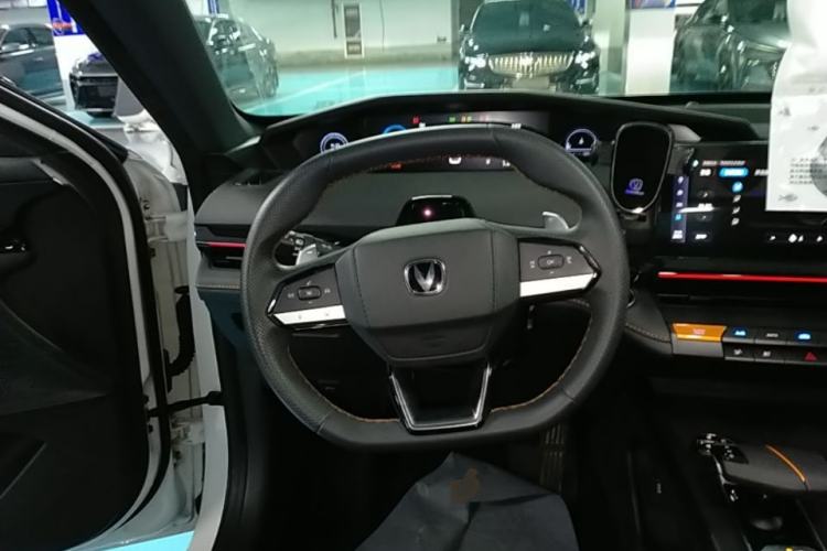 Used CHANGAN UNI-V 2024 1.5T Prestige Edition Steering Wheel