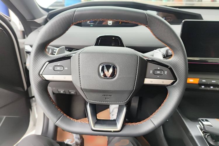 Used CHANGAN UNI-V 2024 1.5T Prestige Edition Steering Wheel