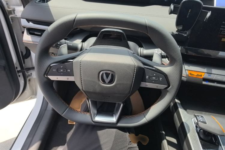 Used CHANGAN UNI-V 2024 1.5T Prestige Edition Steering Wheel