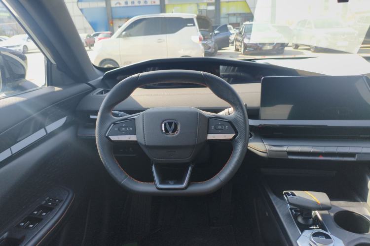 Used CHANGAN UNI-V 2024 1.5T Luxury Edition Steering Wheel