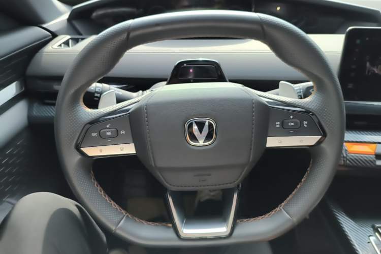 Used CHANGAN UNI-V 2024 1.5T Prestige Sport Edition Steering Wheel