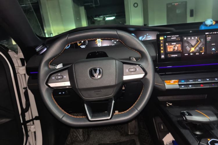 Used CHANGAN UNI-V 2024 1.5T Prestige Sport Edition Steering Wheel