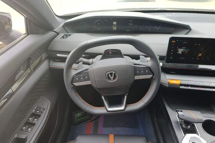 Used CHANGAN UNI-V 2024 1.5T Prestige Edition Steering Wheel