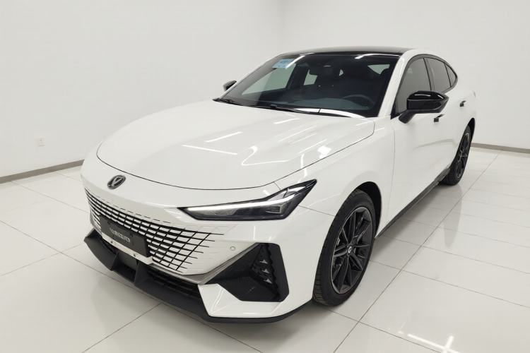 Ojetý CHANGAN UNI-V 2024 1.5T High-Energy Version Guazi used car, China used car export, Used car for sale, Used cars, Cheapest cars for sale