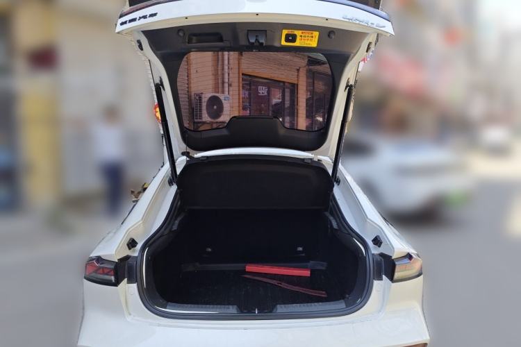 Used CHANGAN UNI-V 2024 1.5T Prestige Edition Trunk
