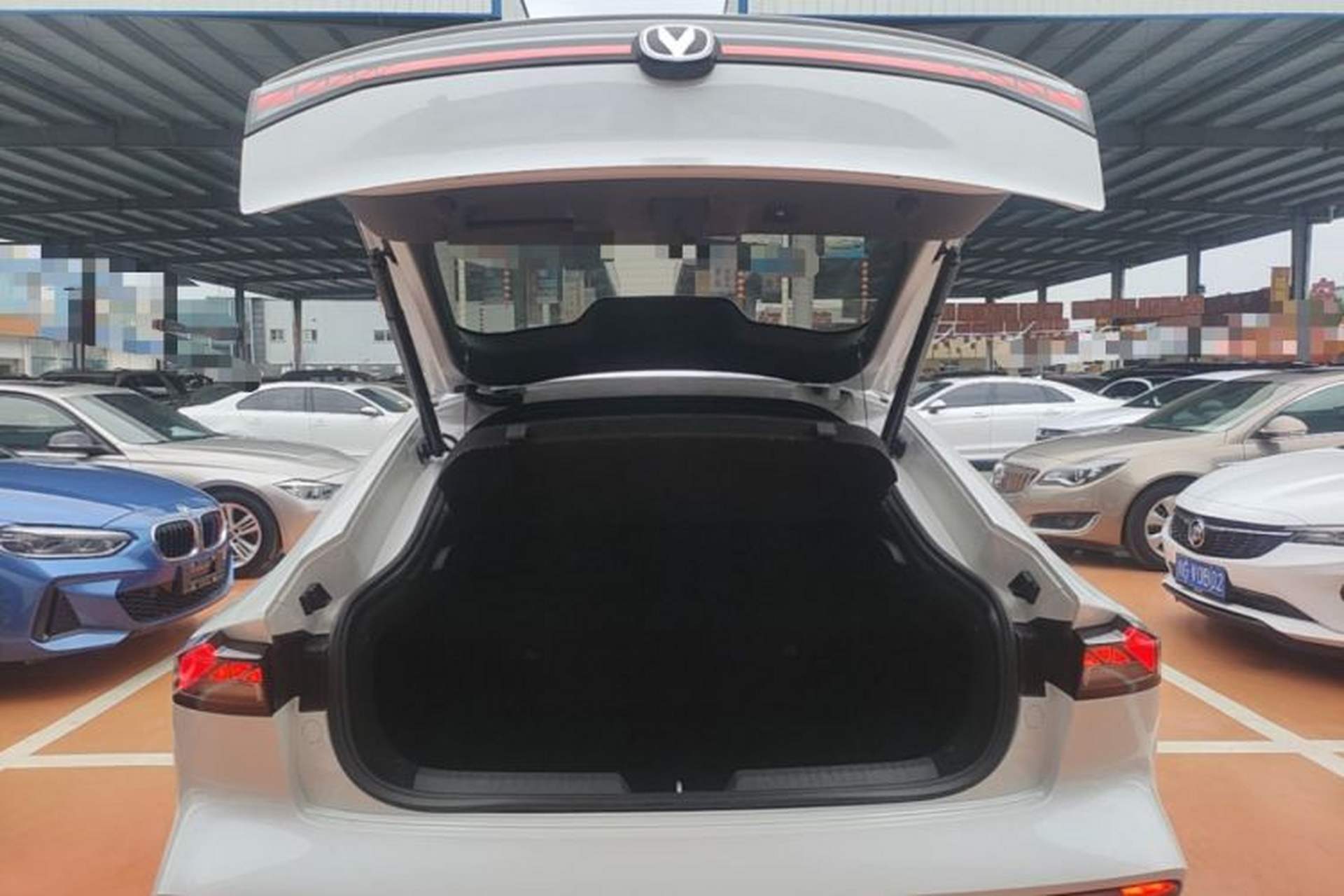 Used CHANGAN UNI-V 2024 1.5T Luxury Edition Trunk