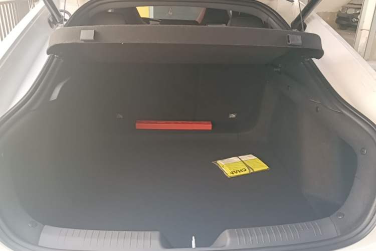 Used CHANGAN UNI-V 2024 1.5T Prestige Sport Edition Trunk