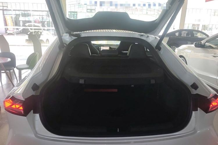 Used CHANGAN UNI-V 2024 1.5T Prestige Edition Trunk