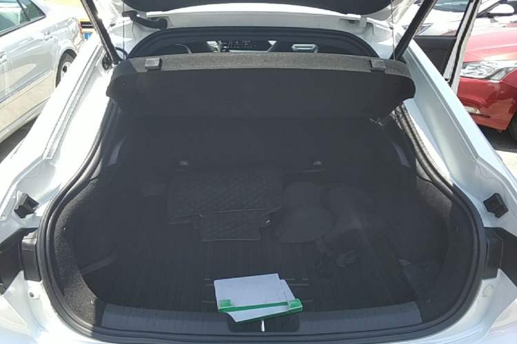 Used CHANGAN UNI-V 2024 1.5T Prestige Edition Trunk