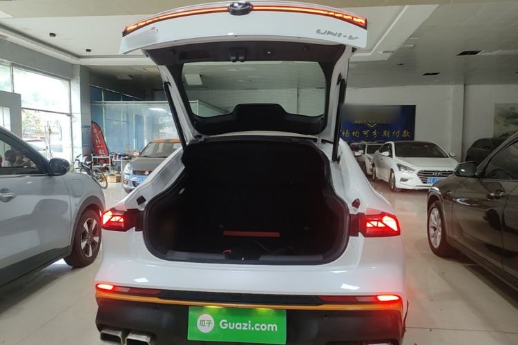 Used CHANGAN UNI-V 2024 1.5T Prestige Sport Edition Trunk