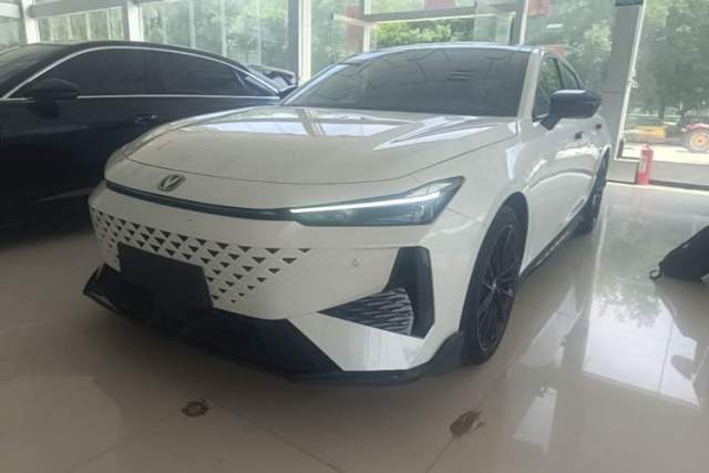Used CHANGAN UNI-V 2024 1.5T Prestige Sport Edition