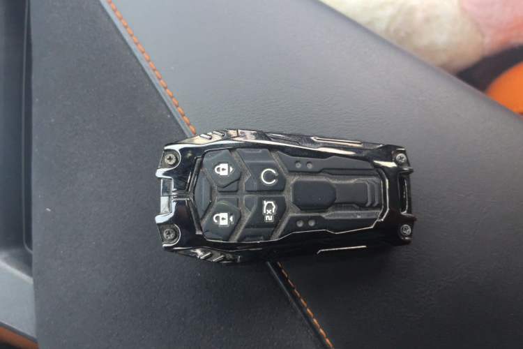 Used CHANGAN UNI-V 2024 1.5T Luxury Edition Vehicle Key