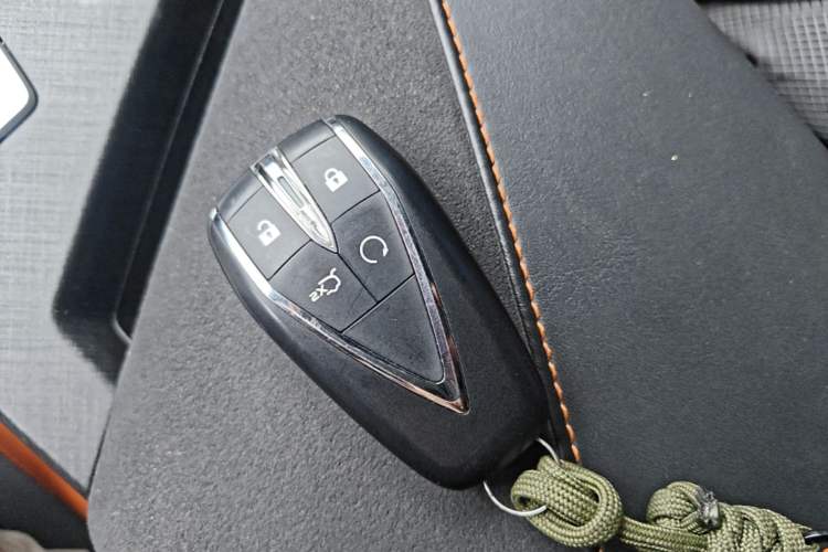 Used CHANGAN UNI-V 2024 1.5T Prestige Sport Edition Vehicle Key