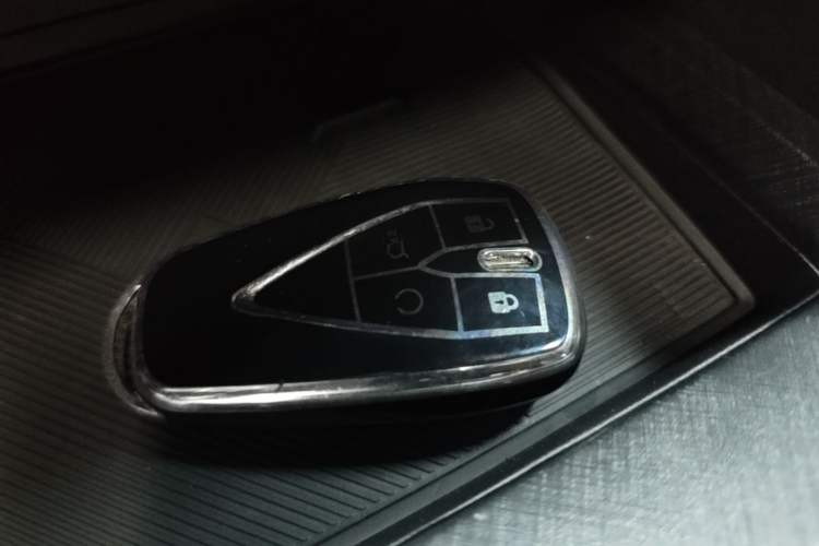 Used CHANGAN UNI-V 2024 1.5T Prestige Edition Vehicle Key