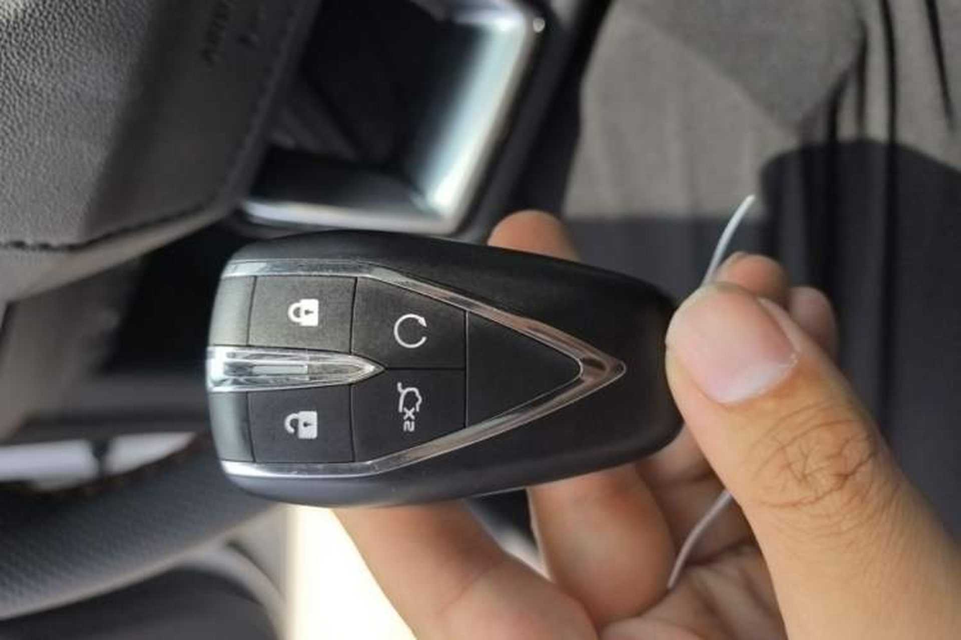 Used CHANGAN UNI-V 2024 1.5T Prestige Edition Vehicle Key