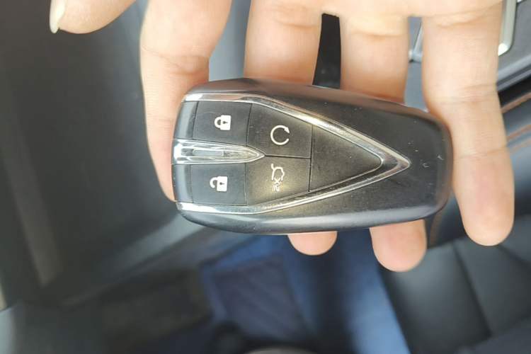 Used CHANGAN UNI-V 2024 1.5T Prestige Edition Vehicle Key
