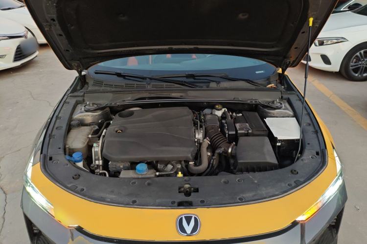 Used CHANGAN UNI-V 2024 1.5T Prestige Sport Edition Engine Bay