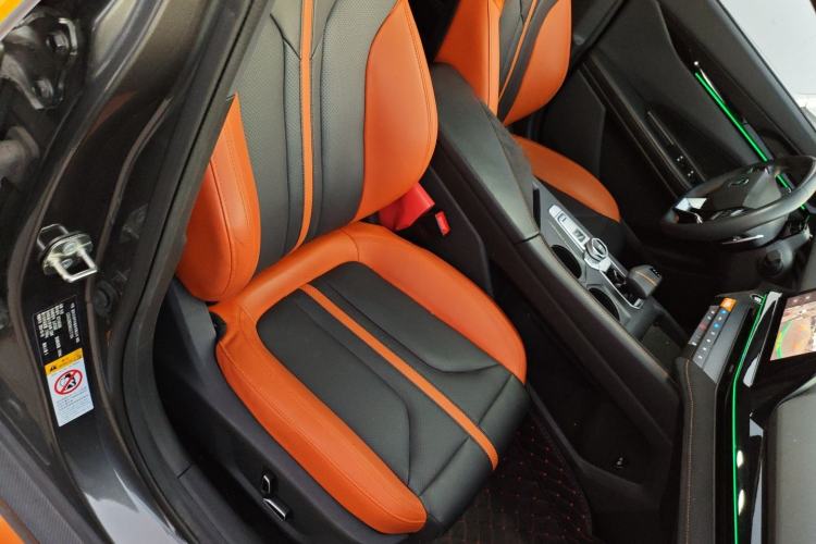 Used CHANGAN UNI-V 2024 1.5T Prestige Sport Edition Right Front Seat