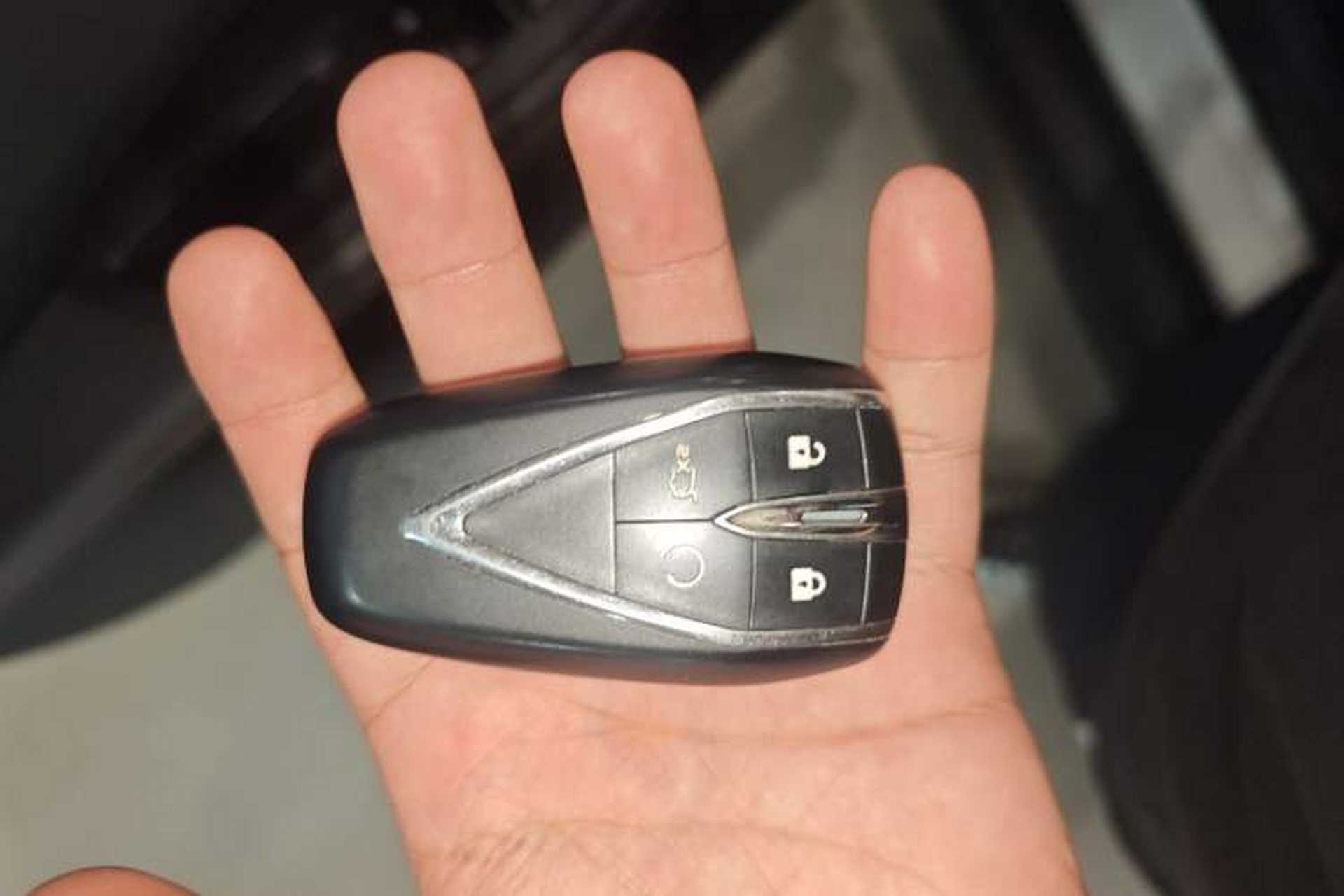 Used CHANGAN UNI-V 2024 1.5T Prestige Edition Vehicle Key