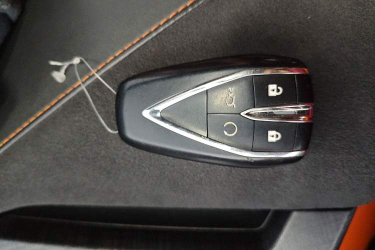 Used CHANGAN UNI-V 2024 1.5T Prestige Sport Edition Vehicle Key