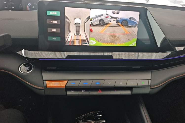 Used CHANGAN UNI-V 2025 1.5T 500Bar High-Energy Version Audio And AC Panel