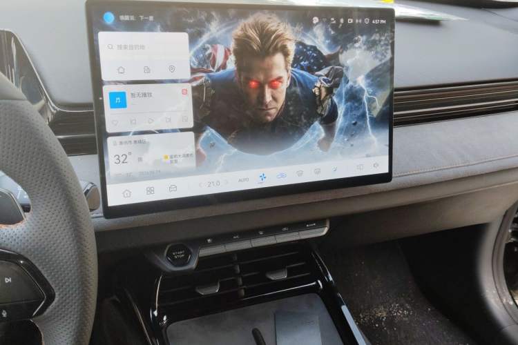 Used CHANGAN UNI-V 2025 Model Third-Generation 1.5T 500Bar Prestige Sports Edition Audio And AC Panel