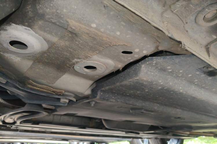 Used CHANGAN UNI-V 2025 1.5T 500Bar Prestige Sporty Version Chassis Front Left