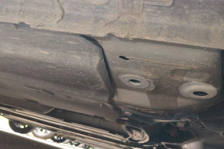 Used CHANGAN UNI-V 2025 1.5T 500Bar Prestige Sporty Version Chassis Front Right