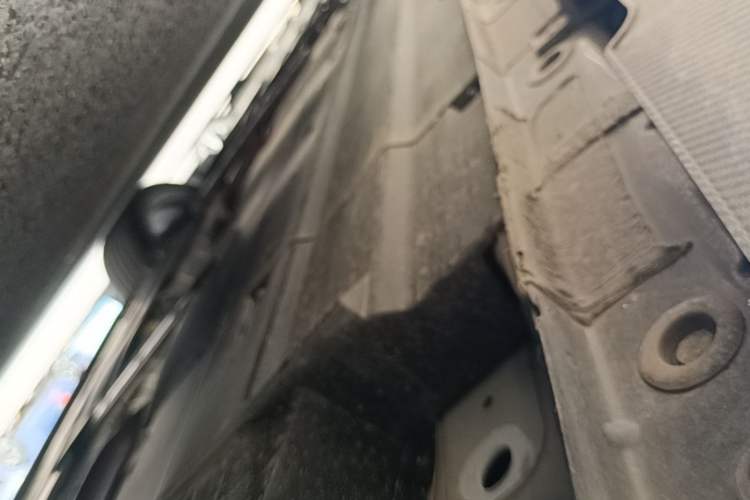 Used CHANGAN UNI-V 2025 Model Third-Generation 2.0T Dynamic Edition Chassis Rear Left