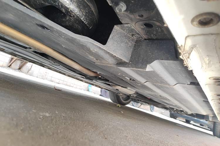 Used CHANGAN UNI-V 2025 Model Third-Generation 1.5T 500Bar Prestige Sports Edition Chassis Rear Right