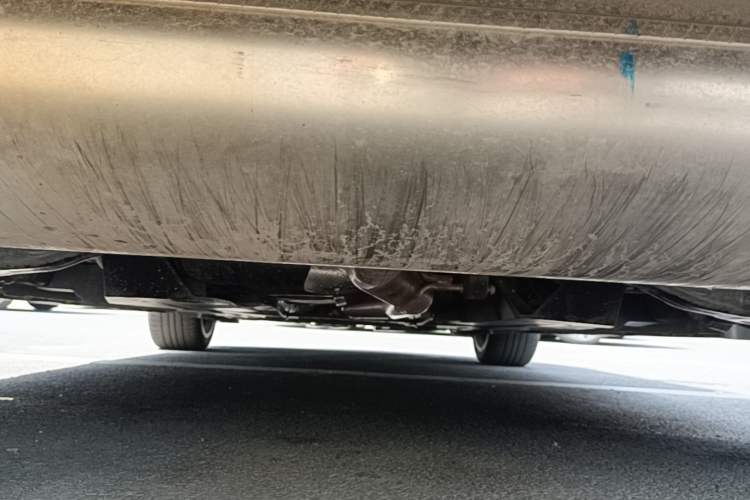 Used CHANGAN UNI-V 2025 Model Third-Generation 2.0T Dynamic Edition Chassis Rear